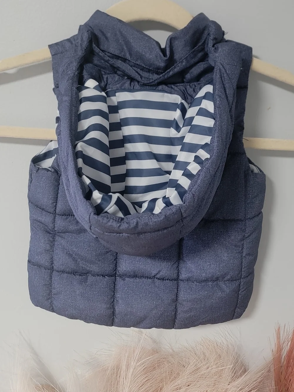 H&M Navy Quilted Puffer Vest with Silver Zipper
